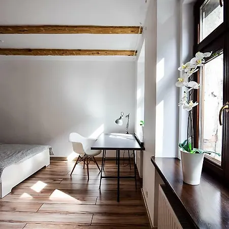 شقة Uni Str.apartment فروتسواف